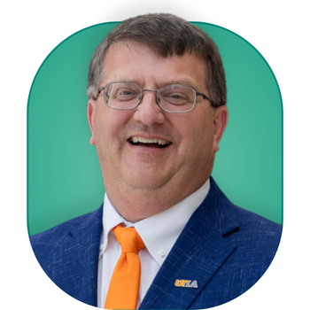 Headshot of Dr. Paul Plummer
